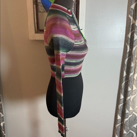 Urban Outfitters striped rib knit half zip mock neck crop top SZ M - Picture 5 of 7